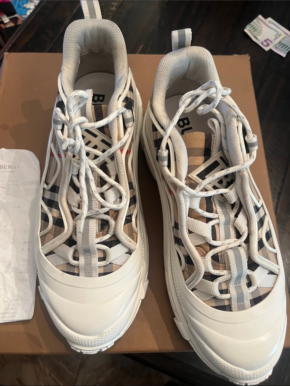 Burberry White Leather & Beige Nova Check Runner Sneakers
